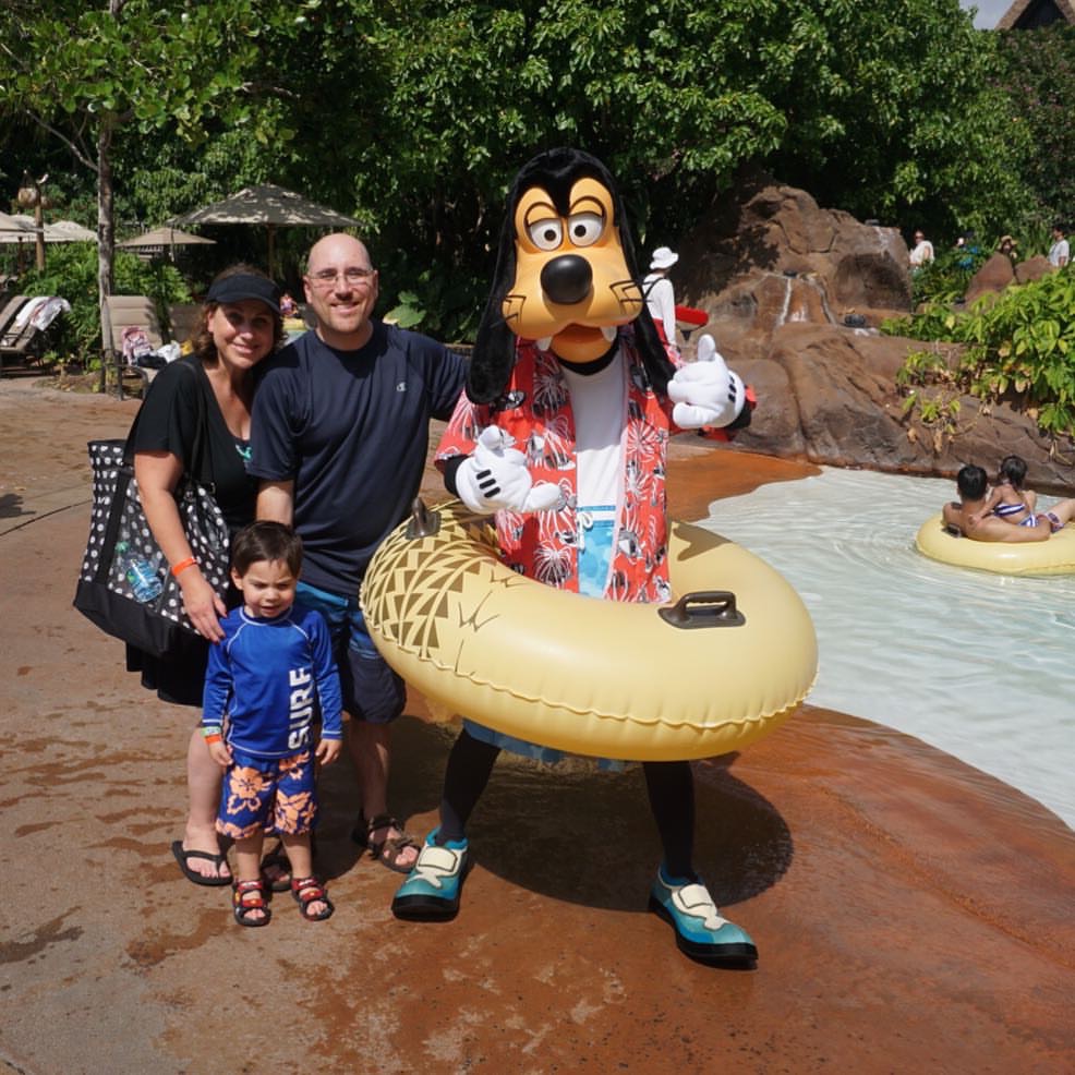 Ready to read all about the Aulani? My family and I had a blast. One of the highlights was running into Goofy at the pool.