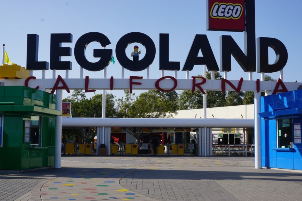9 Reasons to Visit LEGOLAND California!