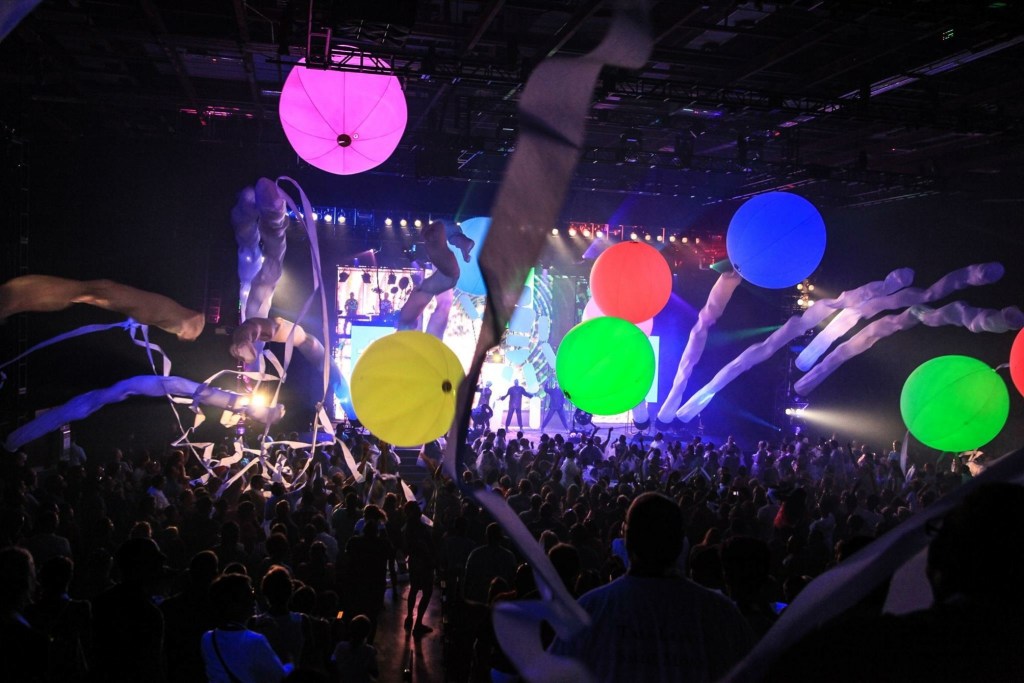 Blue Man Group Orlando, Unique Family Fun! Photo by Melinda Johnson at Melinda Jae Photography, https://melindajae.com
