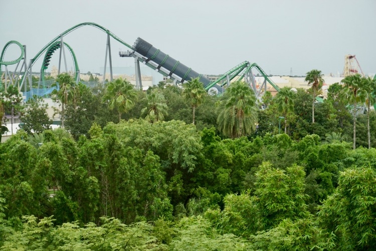 You can maximize your time spend in the park by taking advantage of early entry admission if you are staying at a Universal Studios Orlando hotel.