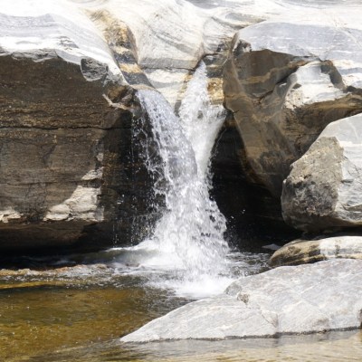 Family Friendly Hikes in Tucson: Spend a Day at Sabino Canyon
