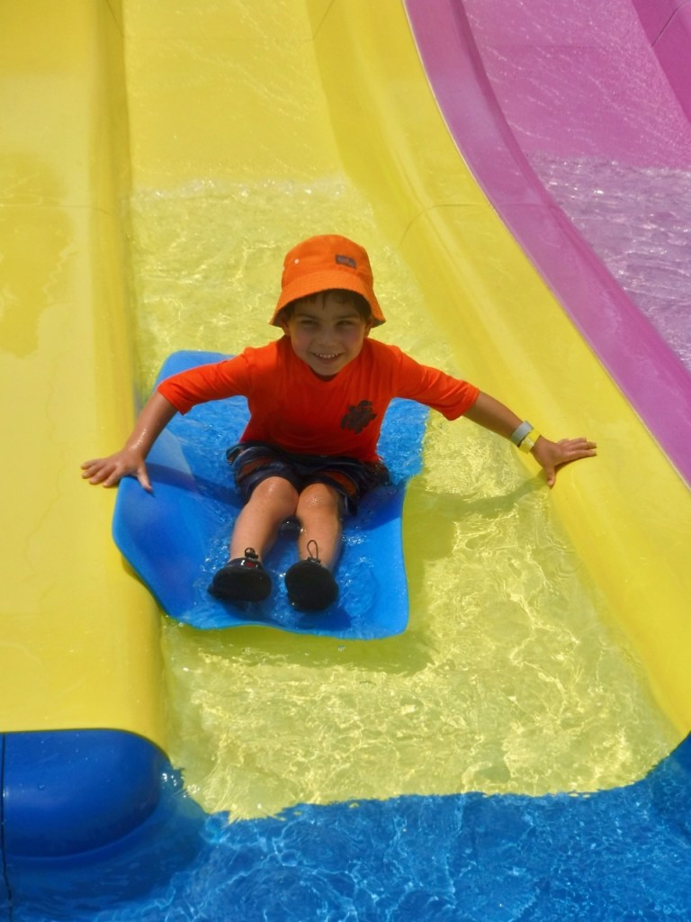 Wet 'n' Wild Jr has several kid friendly water rides, which makes it one of the fun things to do with kids in Phoenix in the summer months.