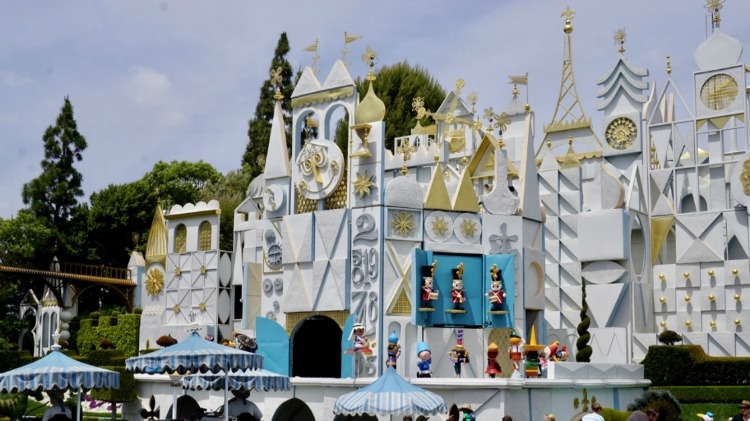 Disneyland 2018 Packages available at 2017 prices!