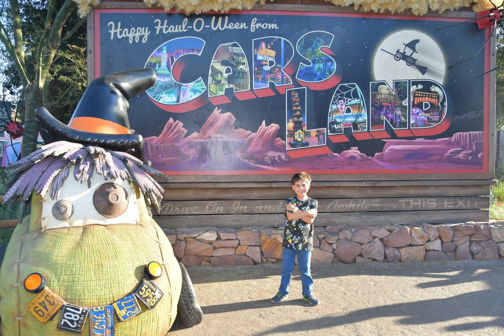 Make use of the PhotoPass during the Oogie Boogie Bash!