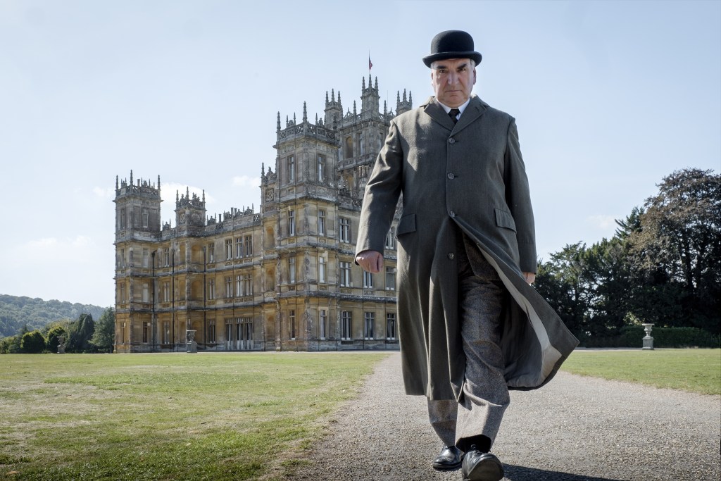 Jim Carter stars as Charles Carson in DOWNTON ABBEY, a Focus Features release. Credit: Jaap Buitendijk / Focus Features