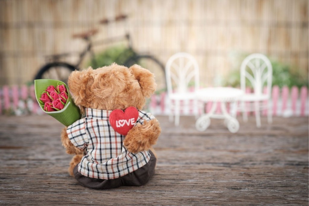 There are several things to do as a family to celebrate Valentine's Day. Photo from Canva.