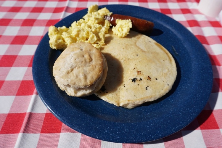 The food served during the breakfast ride is delicious! 